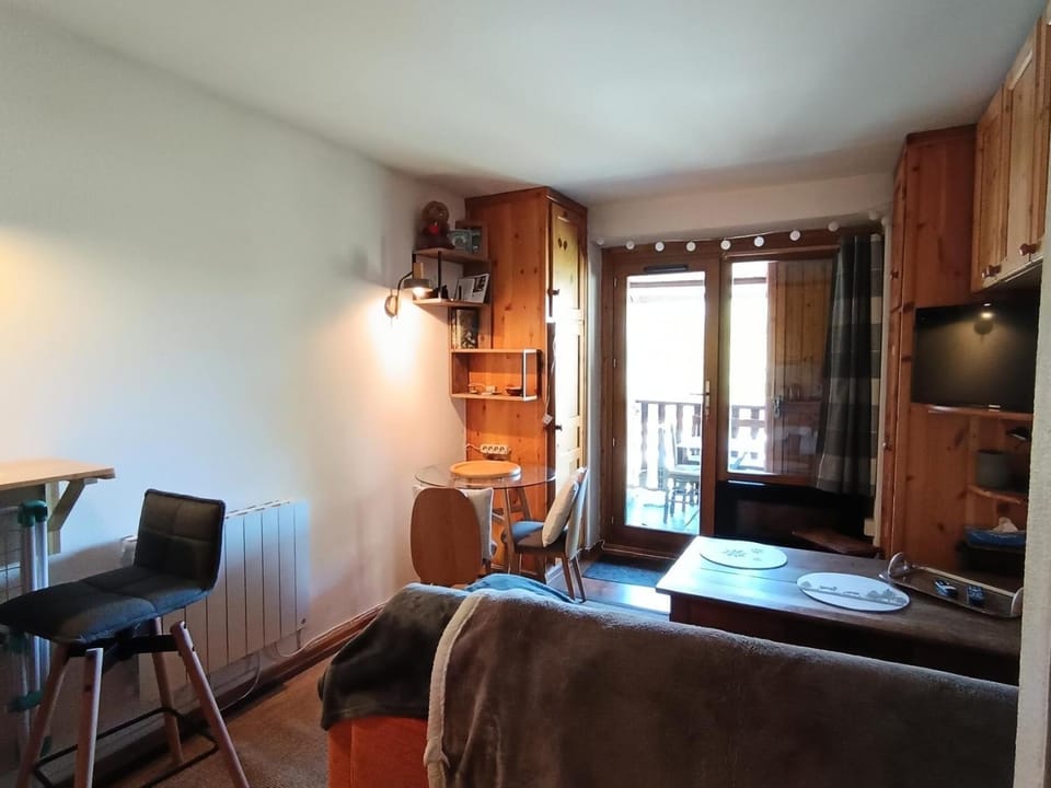 Résidence Le Sommet - Studio cosy avec terrase et jardinet pour 2 personne + wifi MAE-2984 Apartment in Montgenèvre