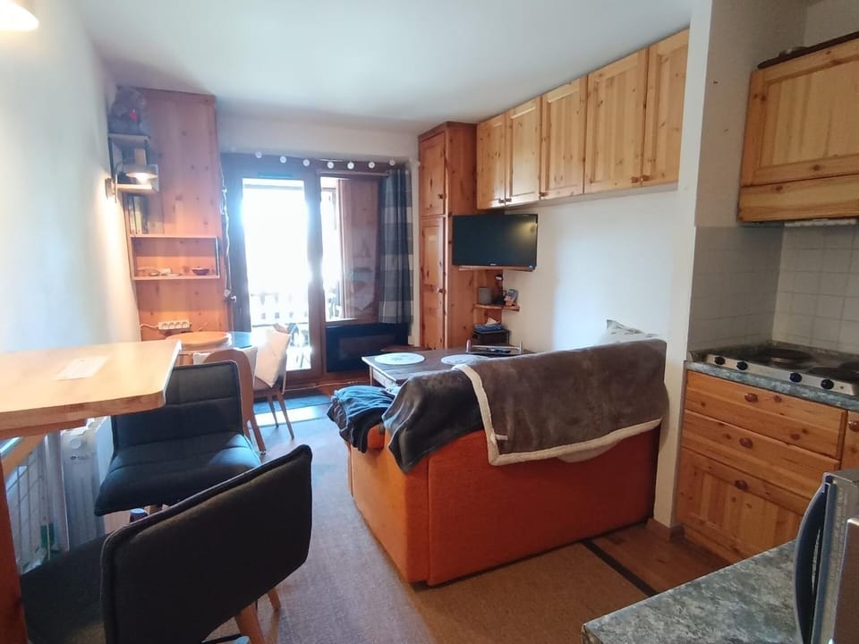 Résidence Le Sommet - Studio cosy avec terrase et jardinet pour 2 personne + wifi MAE-2984 Apartment in Montgenèvre