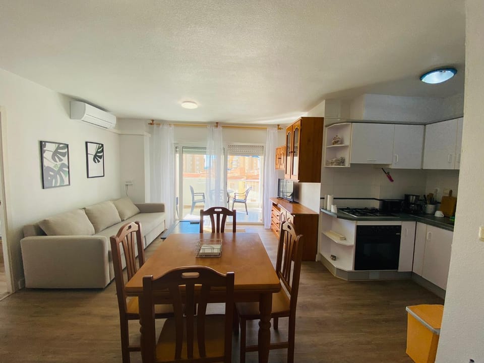 Kitchen or kitchenette, Living room, Dining area