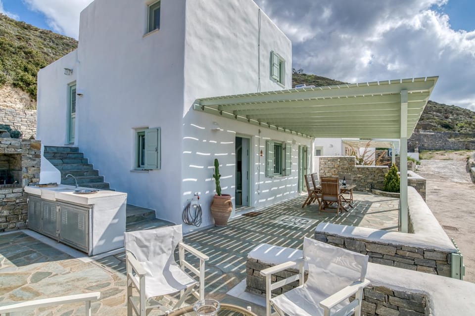 Property building, Balcony/Terrace