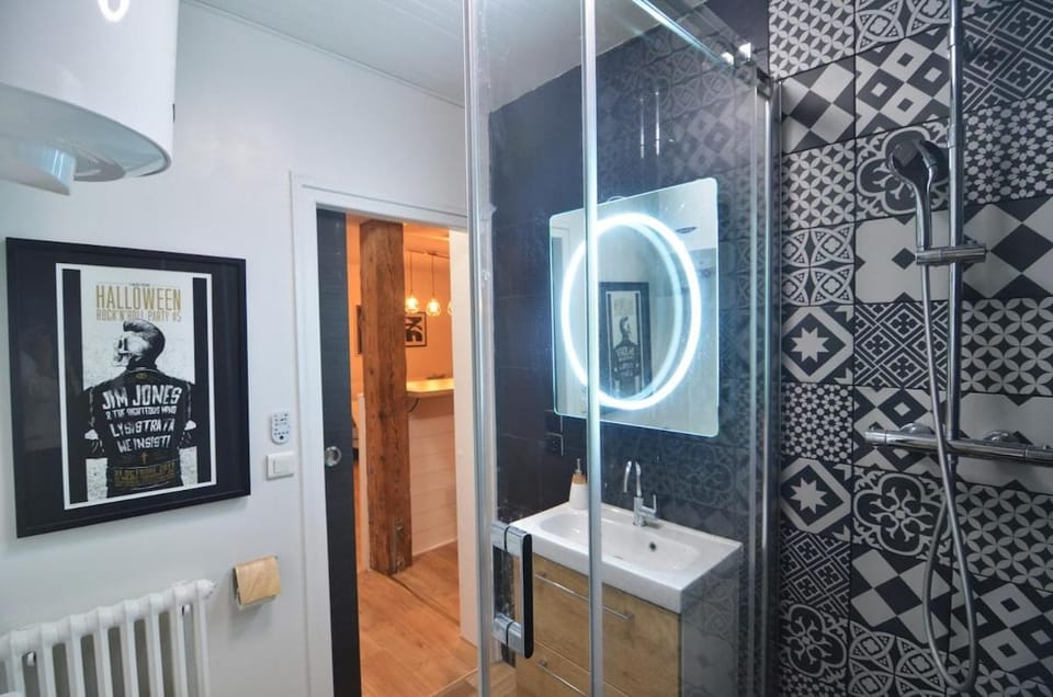 Shower, Bathroom, Other