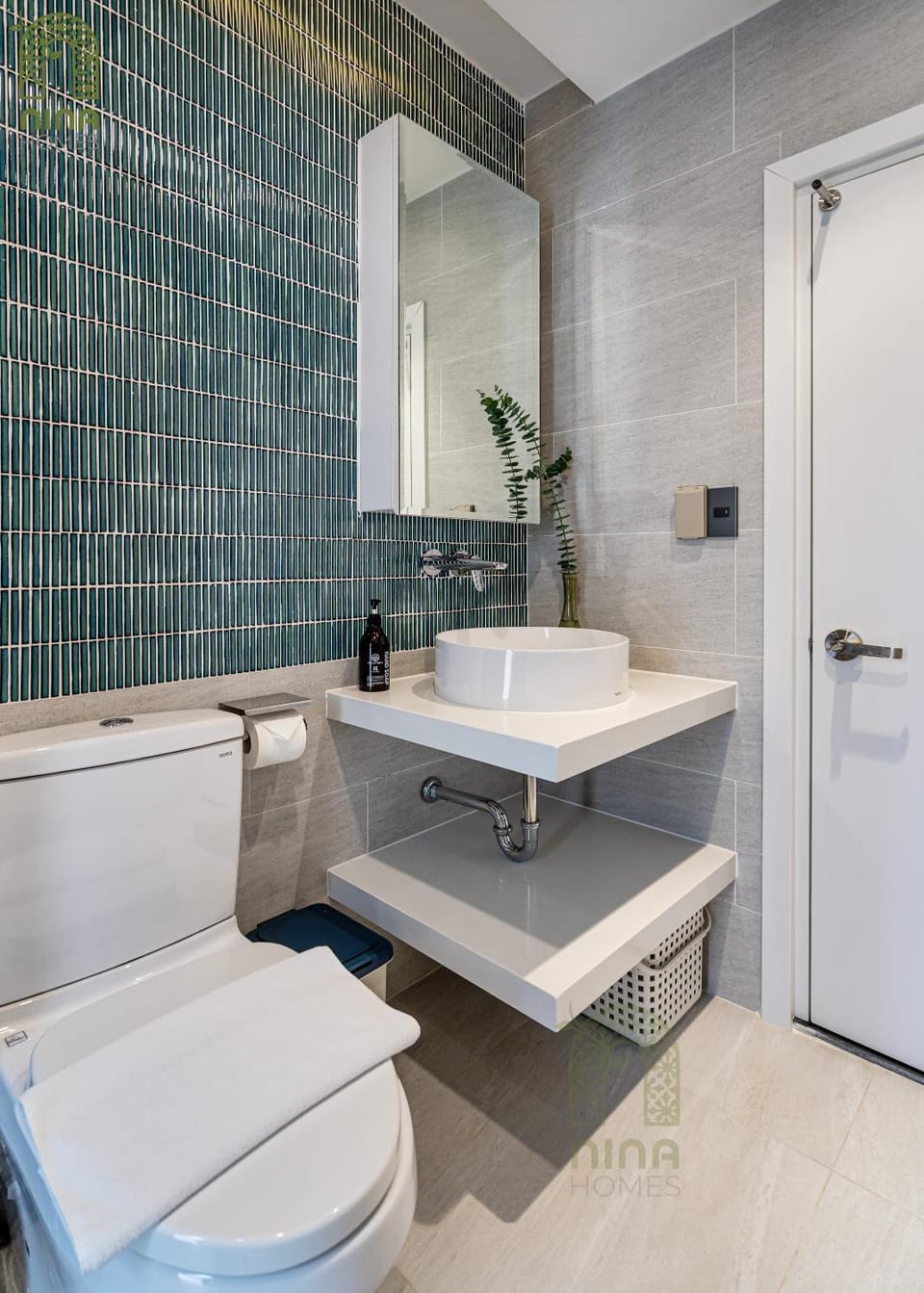 Shower, Bathroom, towels