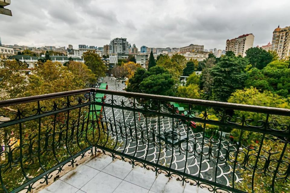 Day, View (from property/room), Balcony/Terrace, City view