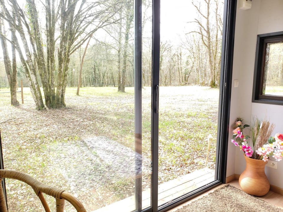 Chambre en foret Campground/ 
RV Resort in Nouvelle-Aquitaine