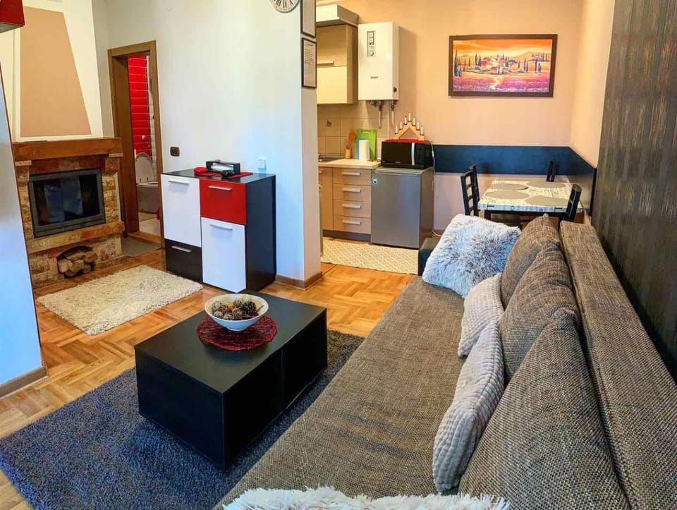 Kitchen or kitchenette, Living room, Dining area
