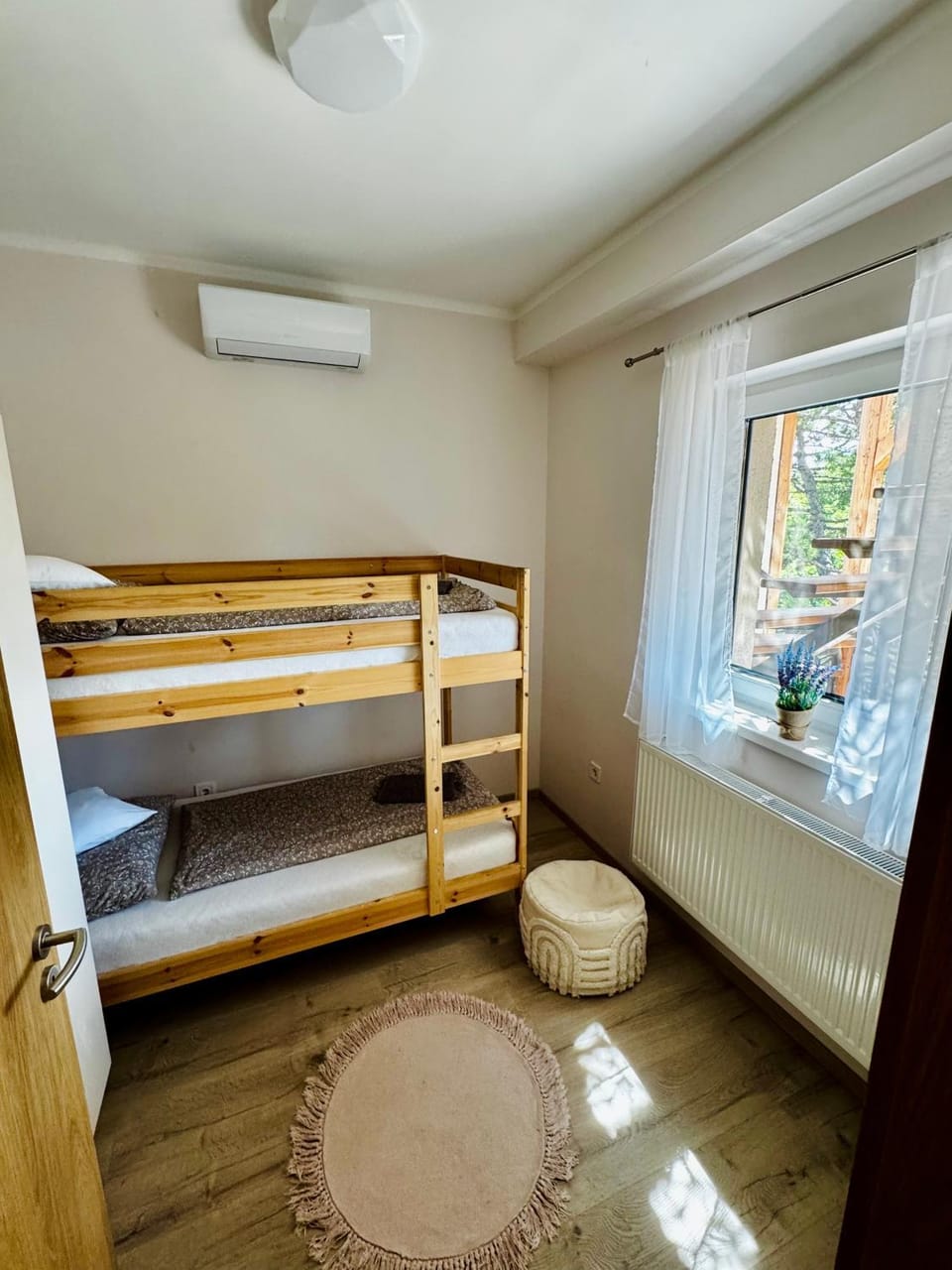 Vöröskő Apartmanház Apartment in Hungary