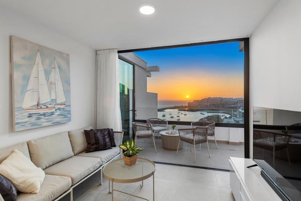 Balcony/Terrace, Living room, Dining area, Sea view, Sunset