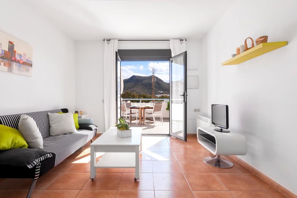 Living room, Mountain view
