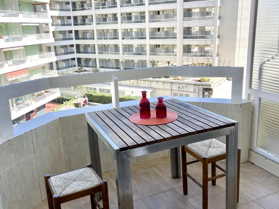 Balcony/Terrace, Balcony/Terrace, Dining area, Pool view