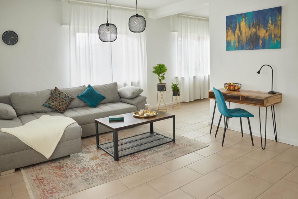 Communal lounge/ TV room, TV and multimedia, Living room, Seating area