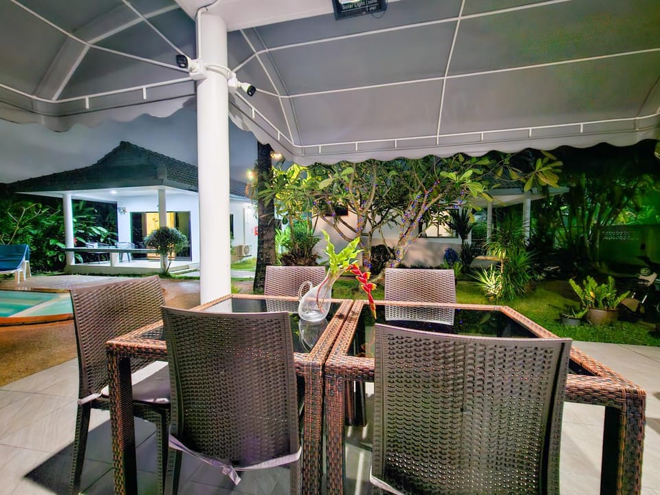 Sansuko Ville Panwa Inn in Wichit
