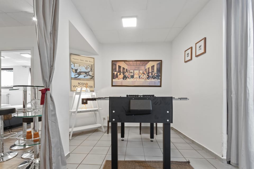 Flatista Homes - Garden House Apartment in Munich
