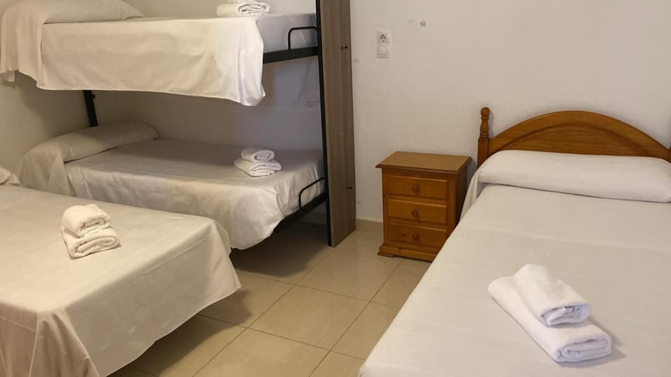 Hospedium DLJ Hostal Ben Nassar Bed and Breakfast in Andalusia
