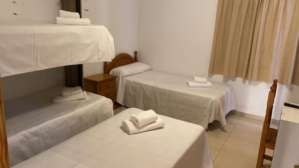 Hospedium DLJ Hostal Ben Nassar Bed and Breakfast in Andalusia