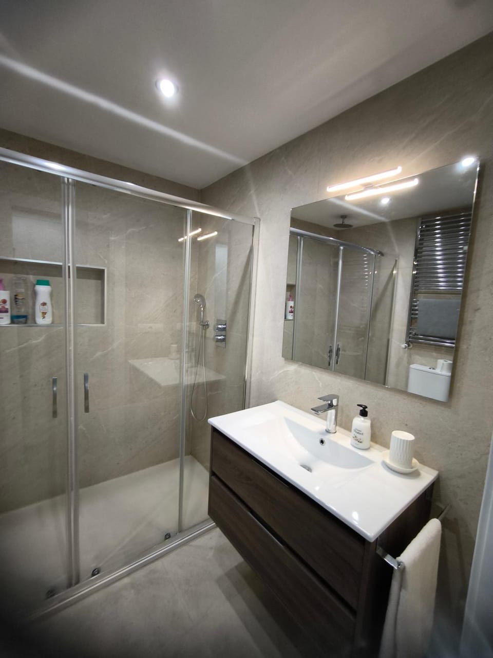 Shower, Toilet, Bathroom