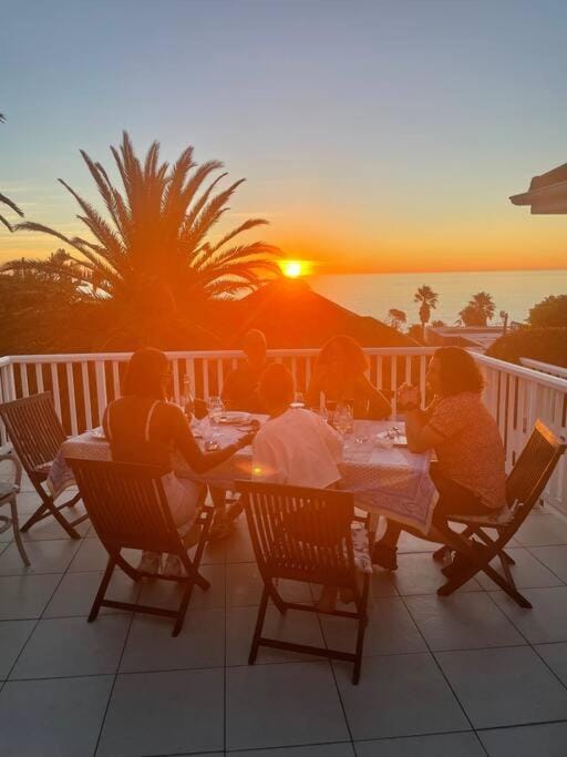 Natural landscape, View (from property/room), Balcony/Terrace, Sea view, Sunset