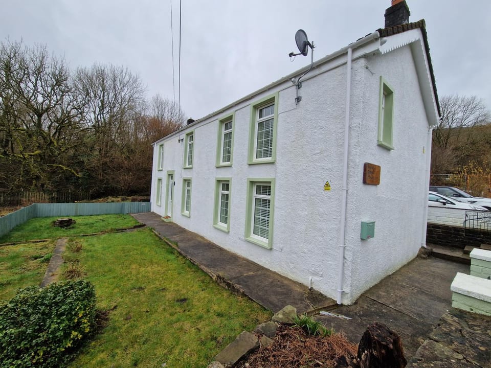 Property building, Garden