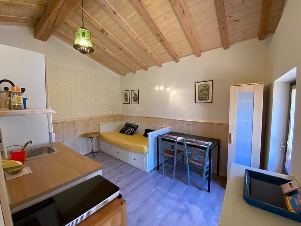 Property building, Living room