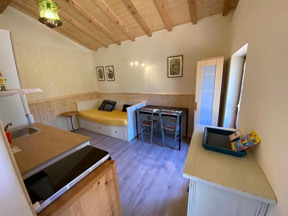 Property building, Living room, Bedroom