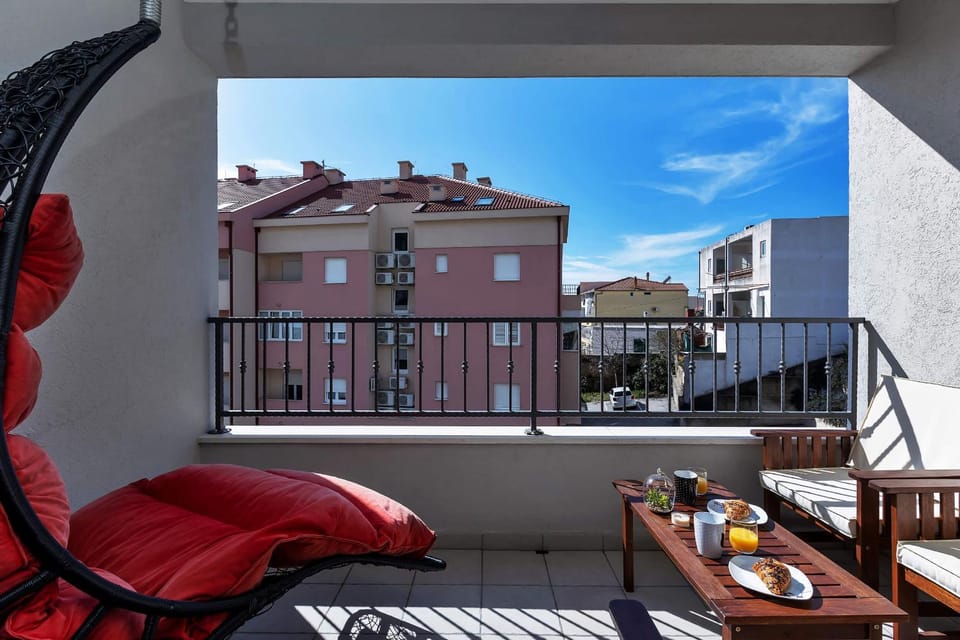 View (from property/room), Balcony/Terrace, Balcony/Terrace, Seating area