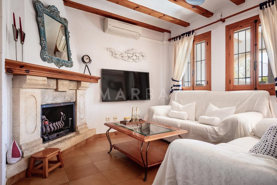TV and multimedia, Living room, flat iron