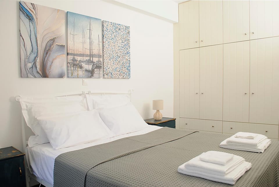 Bed, wardrobe