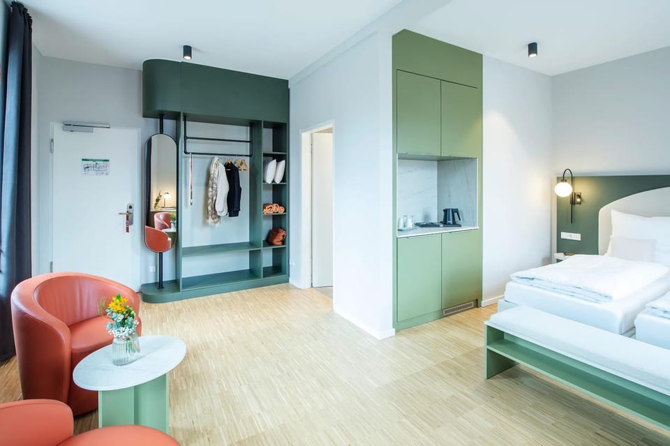 Photo of the whole room, Bedroom