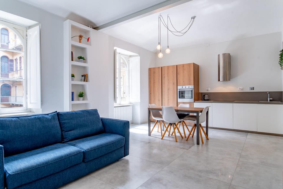 Kitchen or kitchenette, Living room, Seating area, Dining area, pet friendly