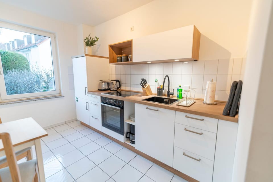 Kitchen or kitchenette, stove, kitchen