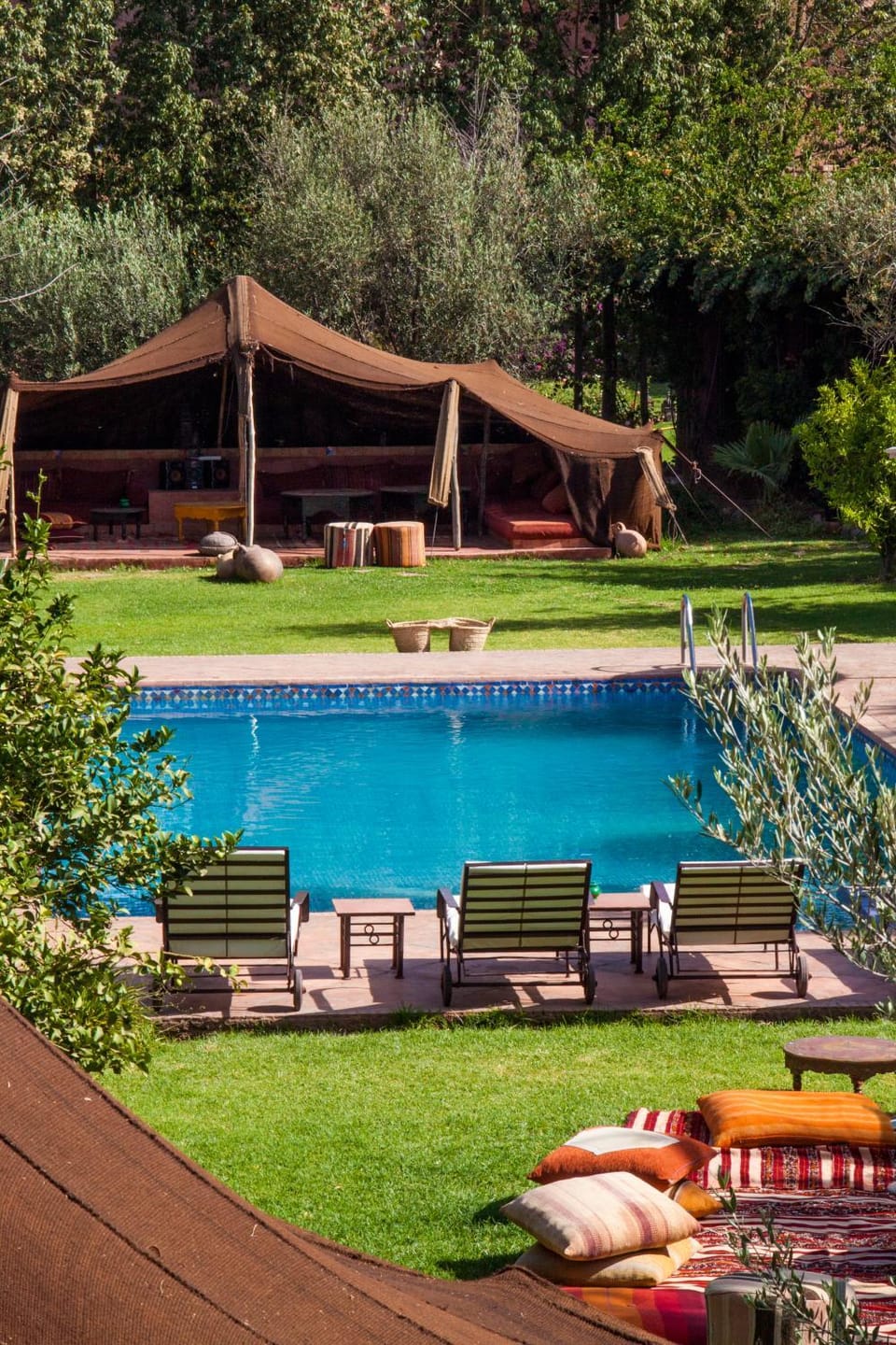 Swimming pool, Swimming pool