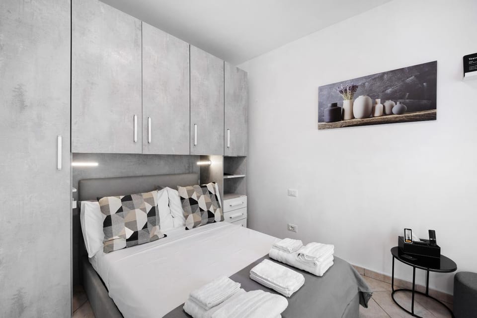 Living room, Bedroom