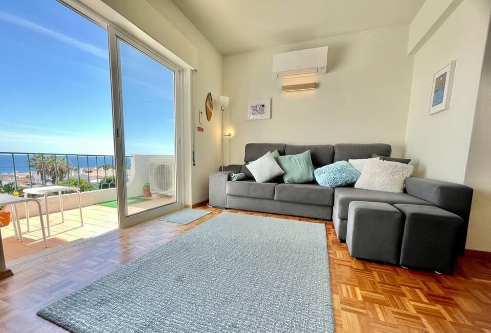 Avenue Q, Beach Apartment in Luz Apartment in Luz