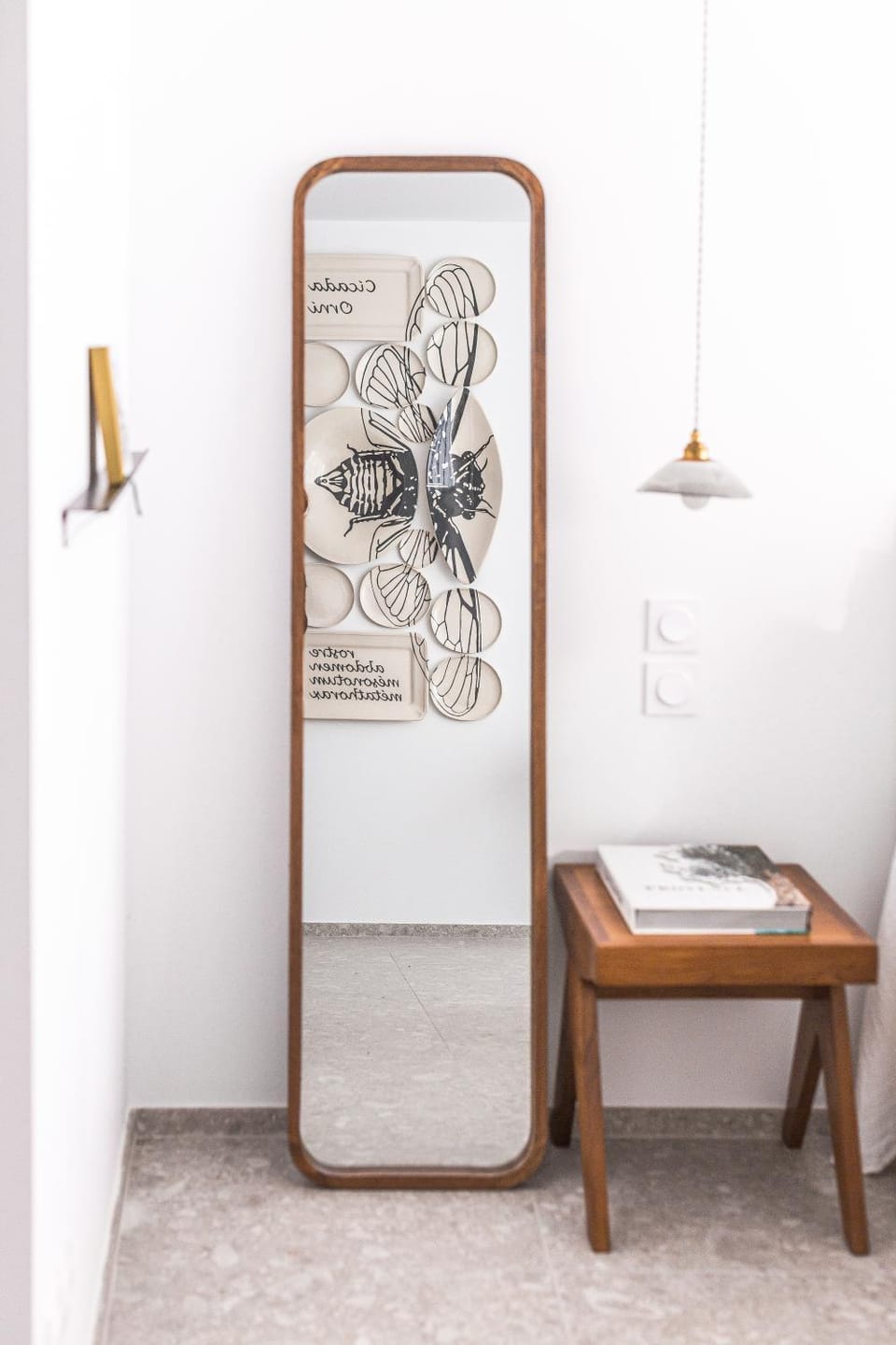 Decorative detail, hair dresser