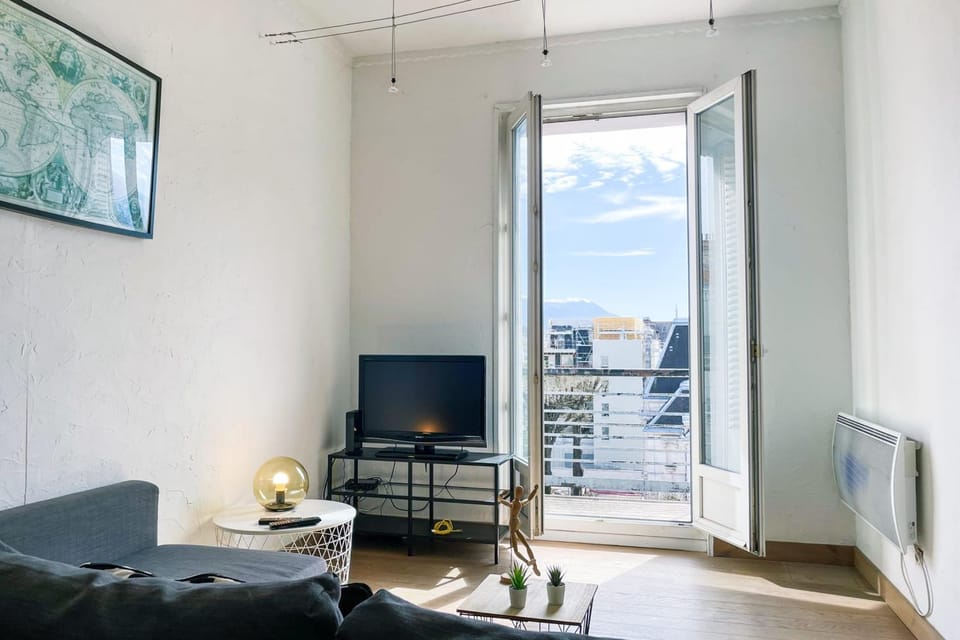 #FF Pretty light in Grenoble T2 Apartment in Grenoble
