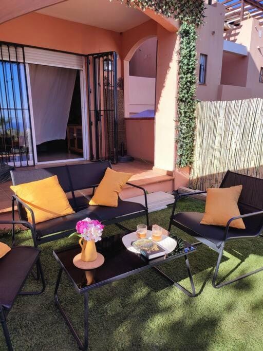 Patio, Garden