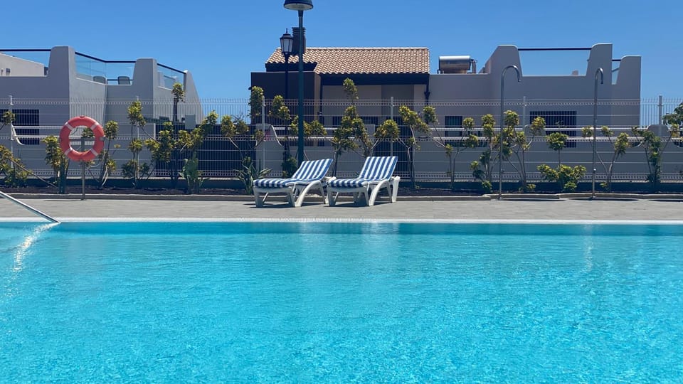 Pool view, Swimming pool