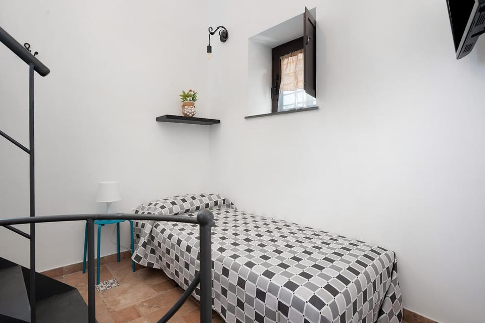 Property building, Living room, Bedroom