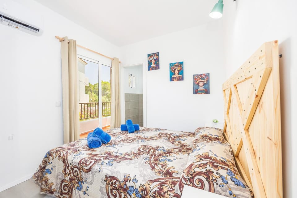 Living room, Bedroom