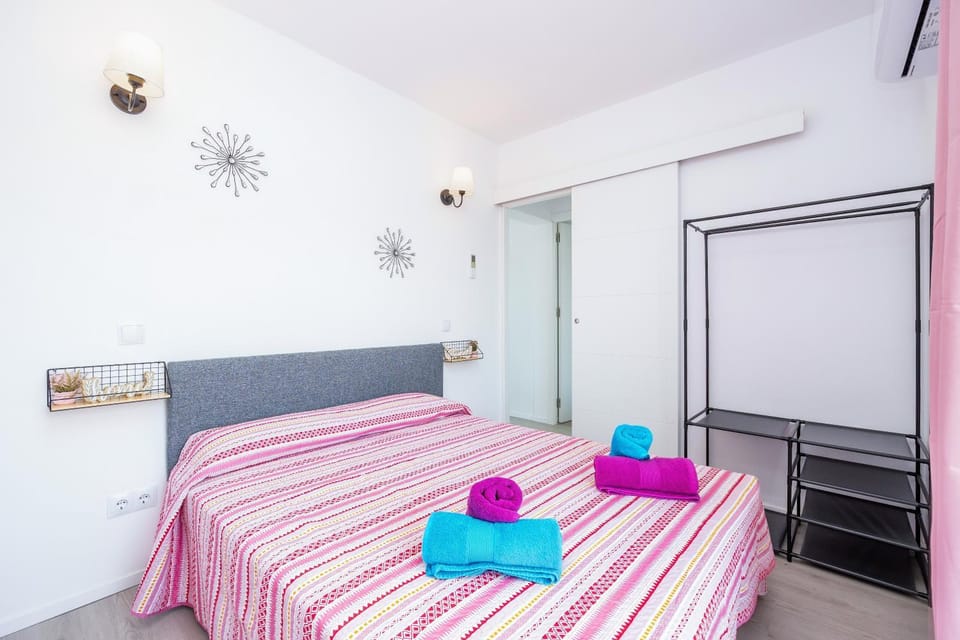 Living room, Bedroom