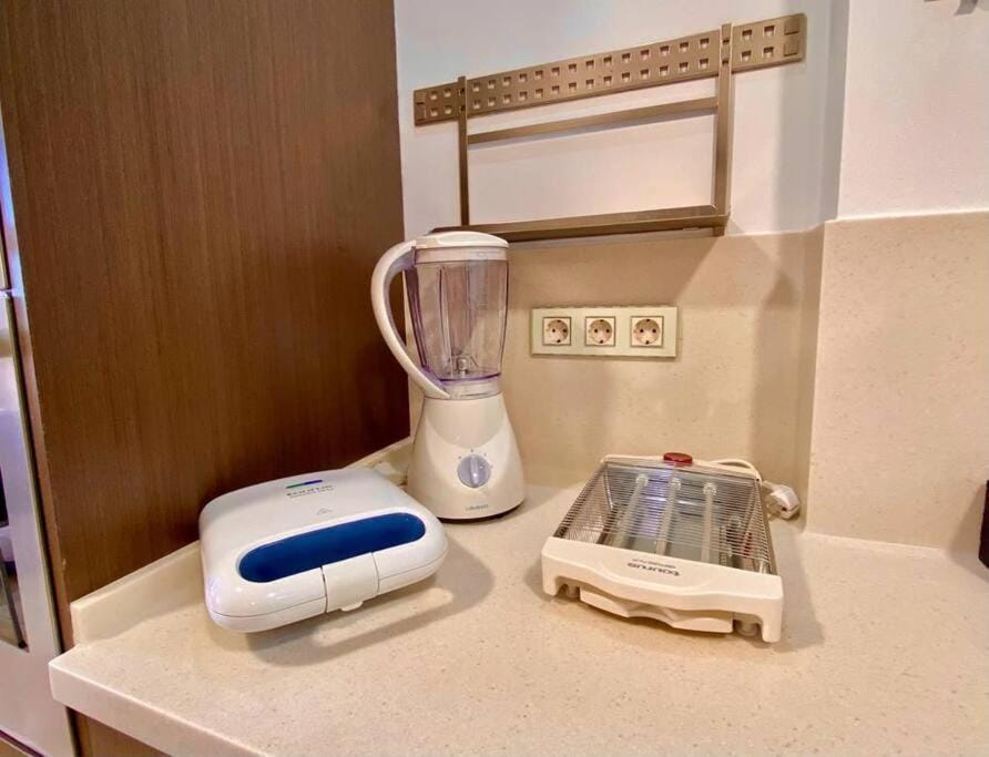 Coffee/tea facilities, Kitchen or kitchenette