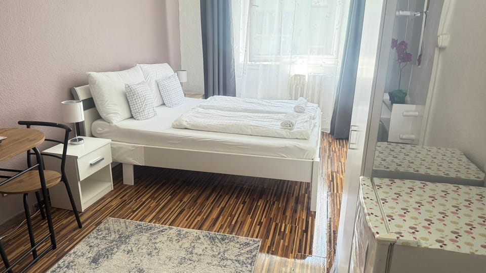 H1 Apartmanok Apartment in Budapest