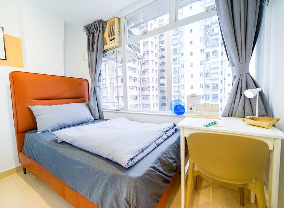 Bed, View (from property/room), Seating area, Bedroom
