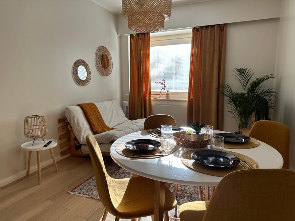 Living room, Seating area, Dining area