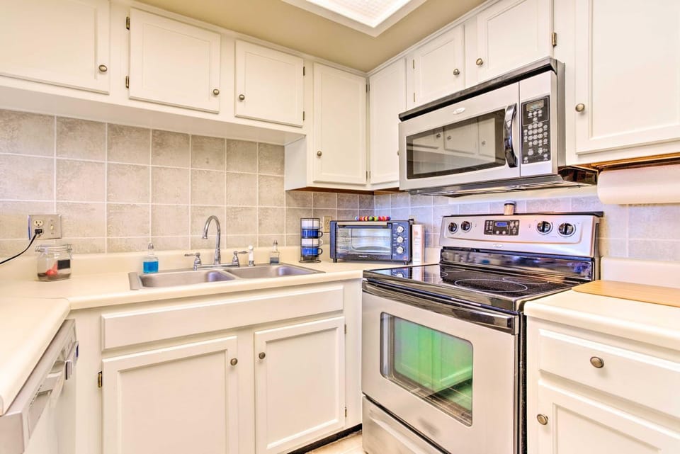 Oklahoma City Vacation Rental Near Lake & Trails! House in Oklahoma City