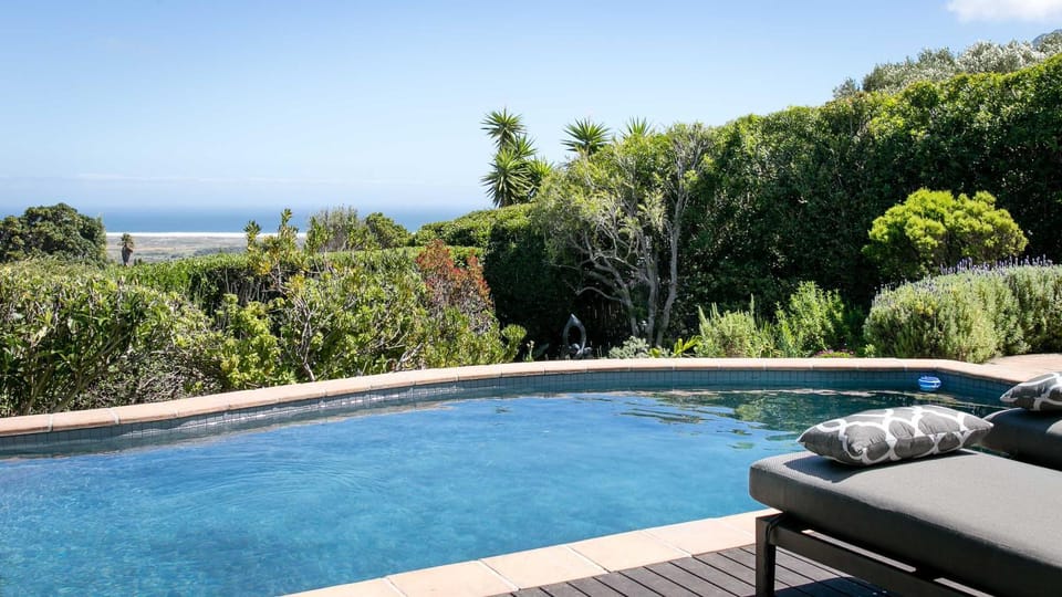 Garden, Swimming pool