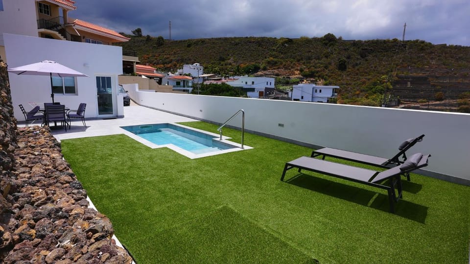 Patio, Day, Garden, Garden view, Pool view, Swimming pool