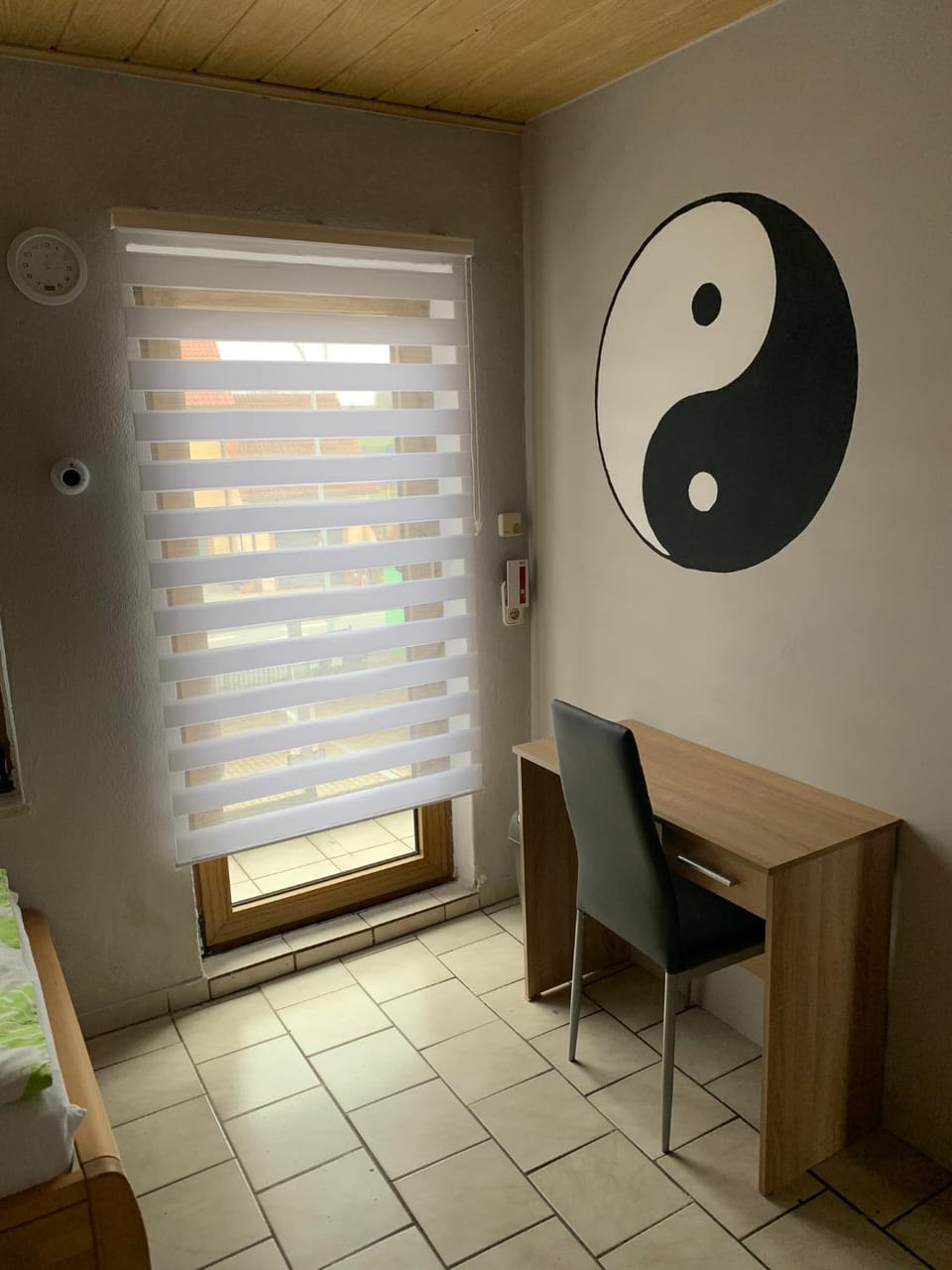 Seating area, Bedroom