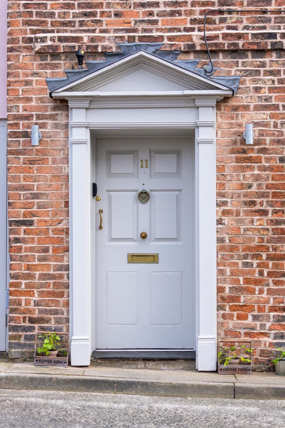 Property building, Facade/entrance