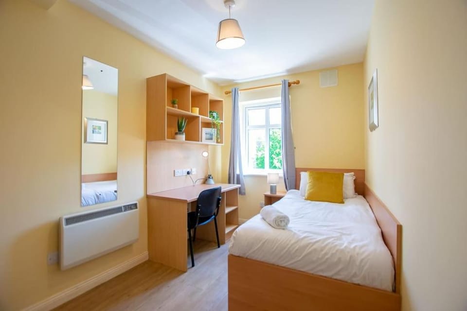 103 - The Townhouse at Gort na Coiribe by Shortstays - Sleeps 6 House in Galway