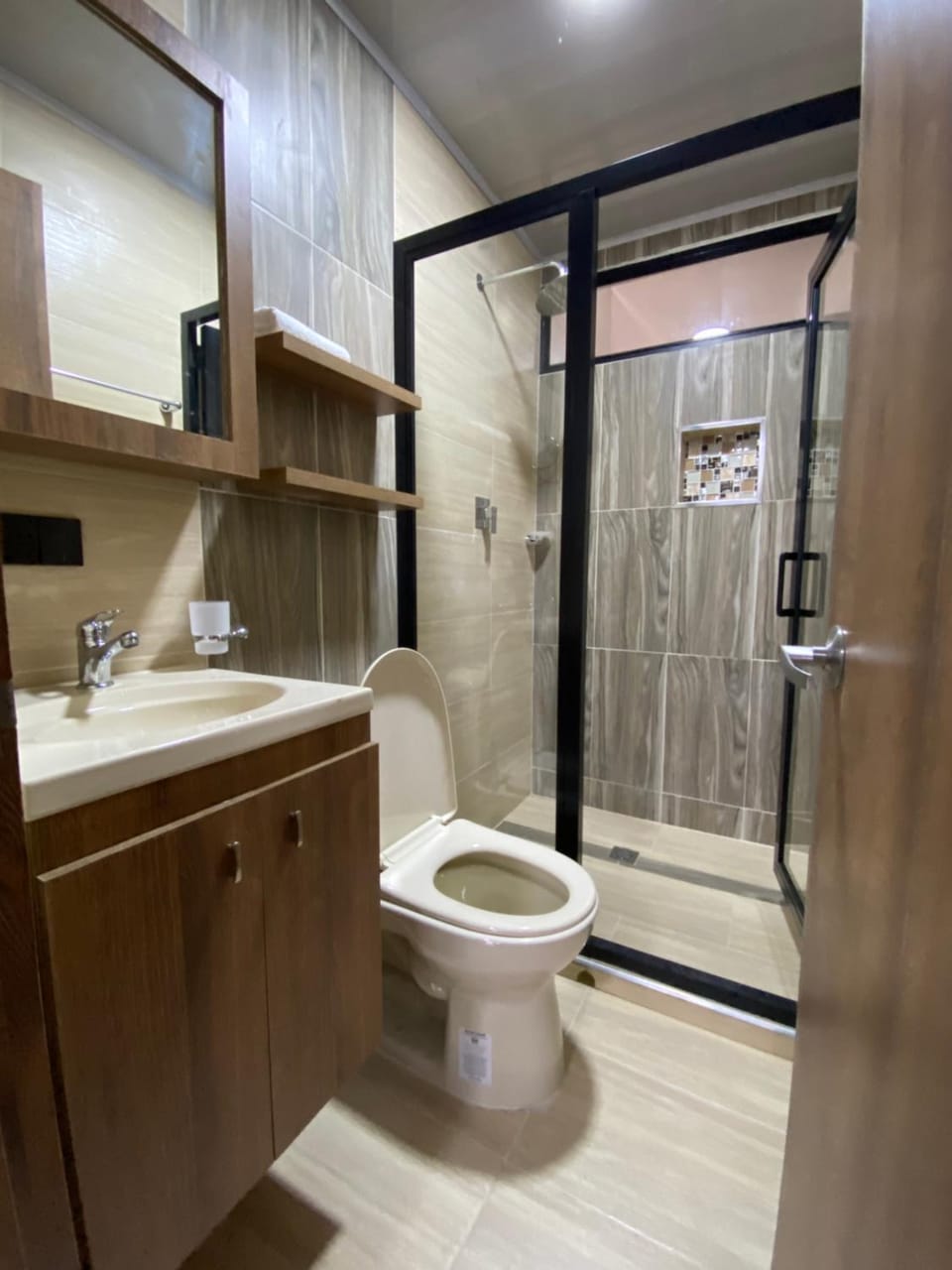 Shower, Bathroom, towels